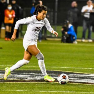 Collegiate_Female